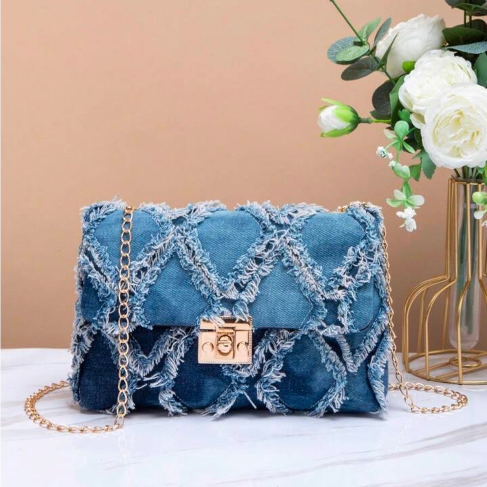 Stylish Blue Denim Chain Bag